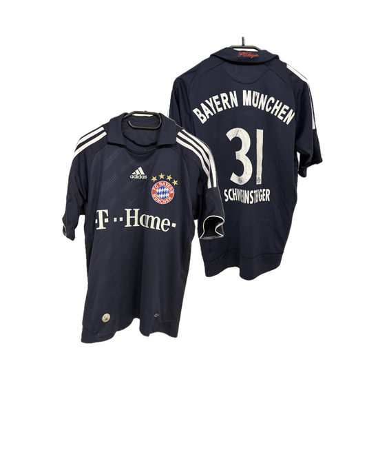 2008-09 FC Bayern " Schweinsteiger" Trikot