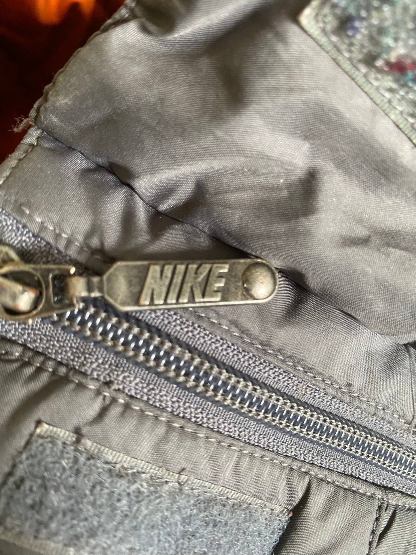 Nike Grey/Silver Puffer Jacket (Y2K)