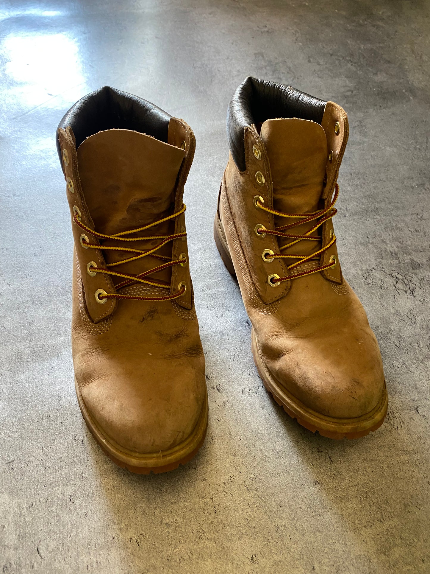 Timberland Brown Boots in US size 9.5W (42.5 EU / 27.5 cm)